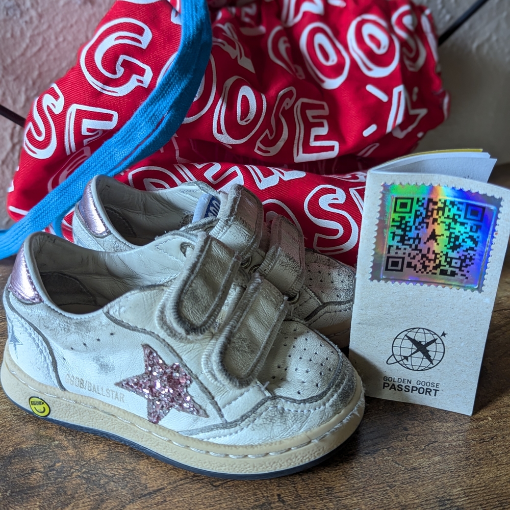 Baby Golden Goose White and Pink Sneakers with Artistic Flair
